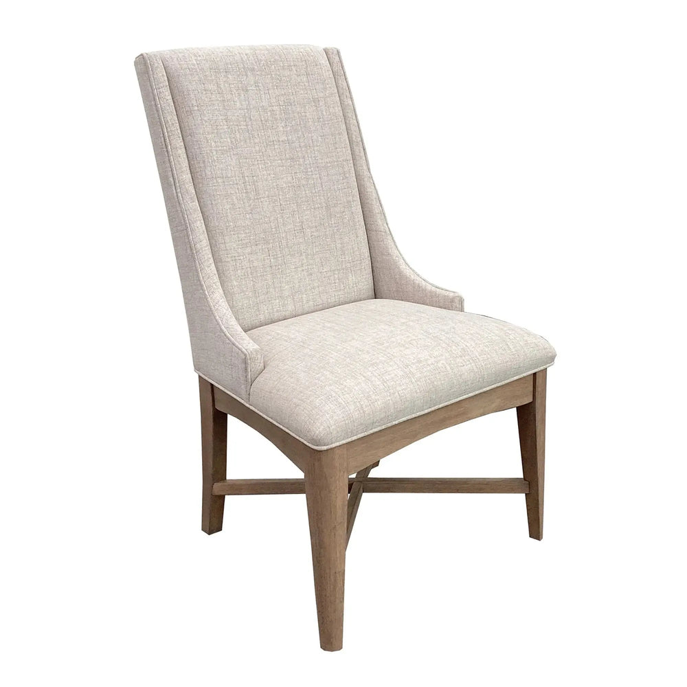 Americana_Arm_Chair_in_Cotton_Angled_081543508