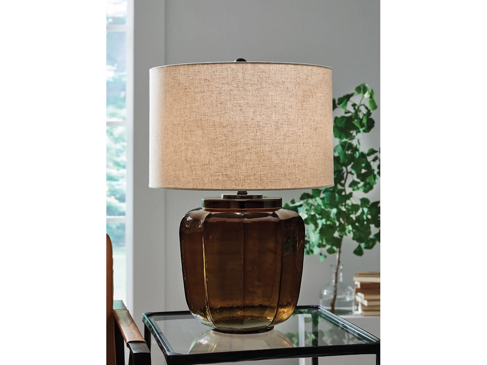 Bainmore_Table_Lamp_in_Amber_4X3_CROP_076200474