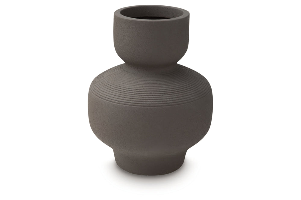 Dalsen_Vase_in_Brown_Front_477281436