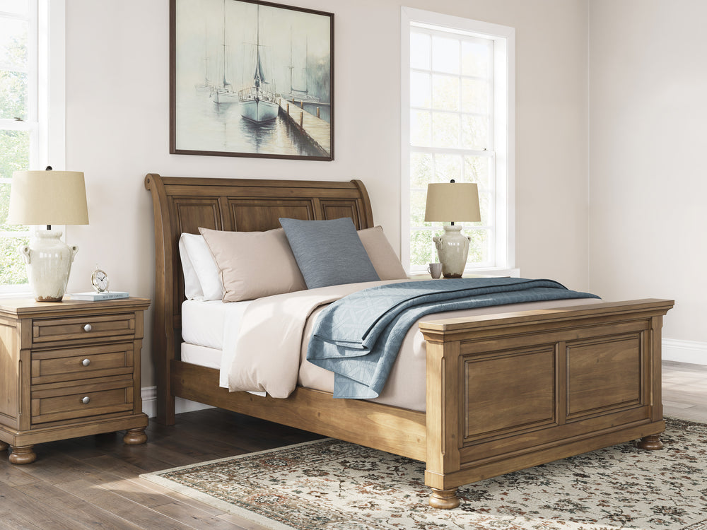 FEDDINGER_PNL_BED_with_nightstand_styled_NO_STRG_FEDDIN031