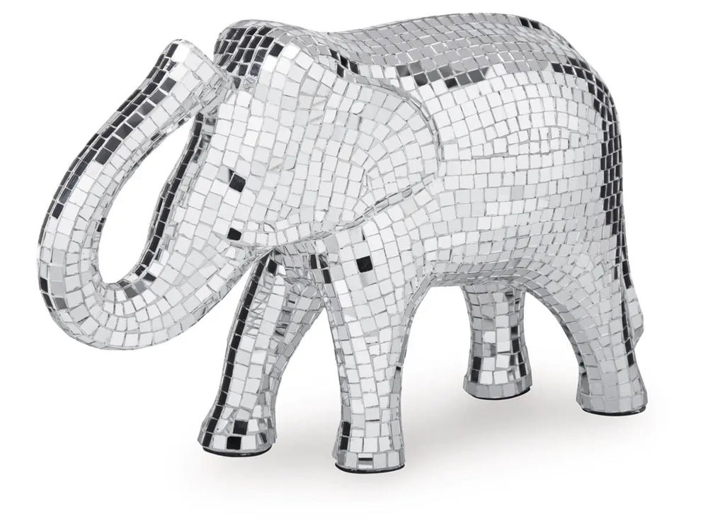 Halmont_Elephant_Sculpture_Angled_790304385