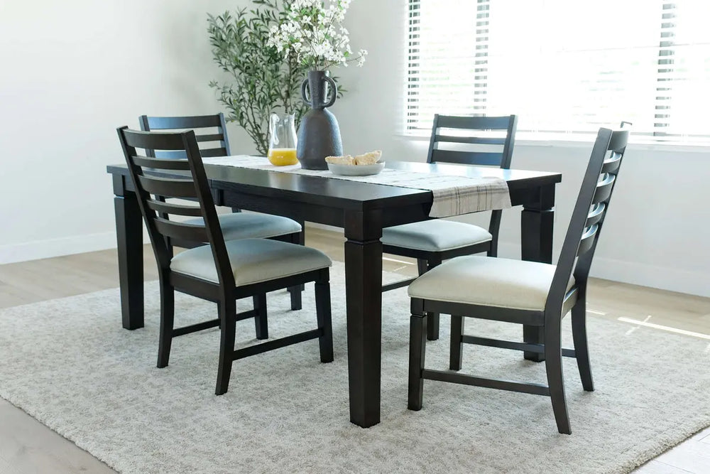 Lincoln_Square_Dining_Tbl_4_Chairs_Angle_LINCOLN00