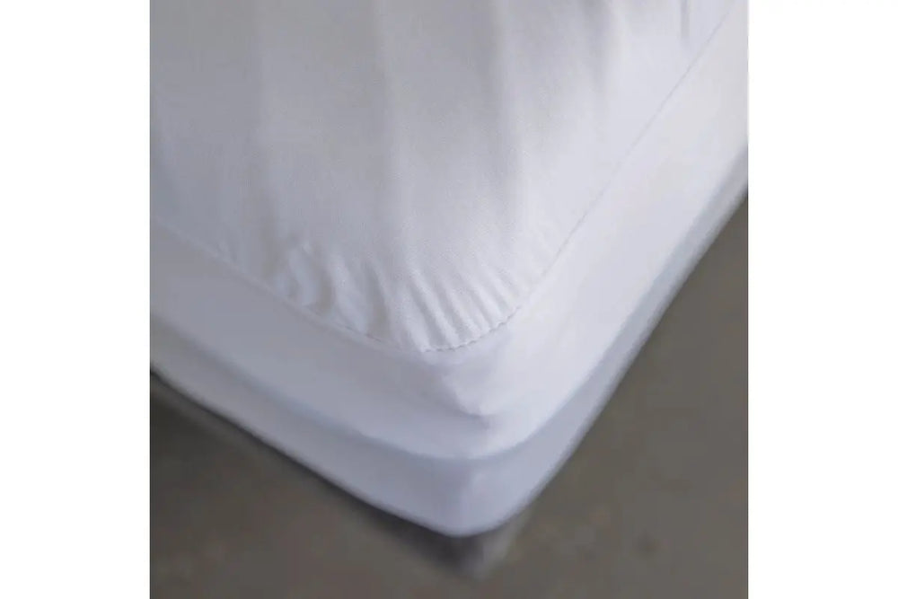 Tencel_Protector_Corner_376261629