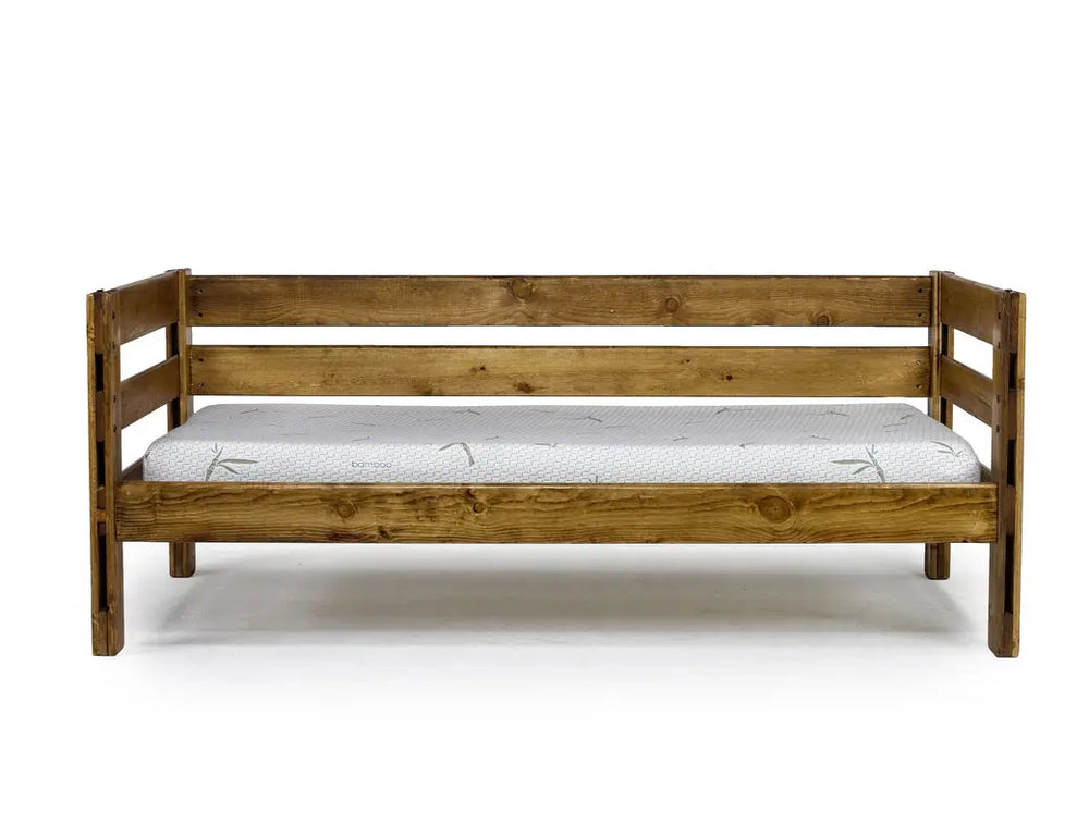Young_Pioneer_Daybed_in_Natural_Twin_Front_380005606